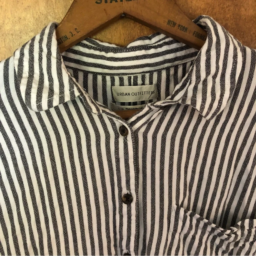 Urban Outfitters UO Oversized Grey Striped Button Down Lagenlook Nautical Shirt - Picture 3 of 13